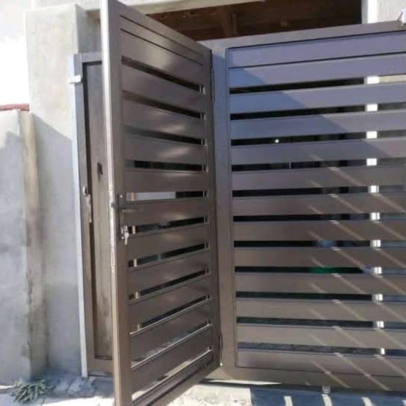 Aluminum Gates